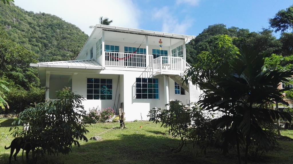 Posada Mango Tree South West Bay エクステリア 写真
